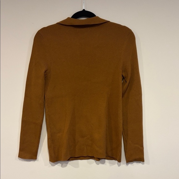 Liverpool Collared V-neck Ribbed Sweater - Picture 4 of 5